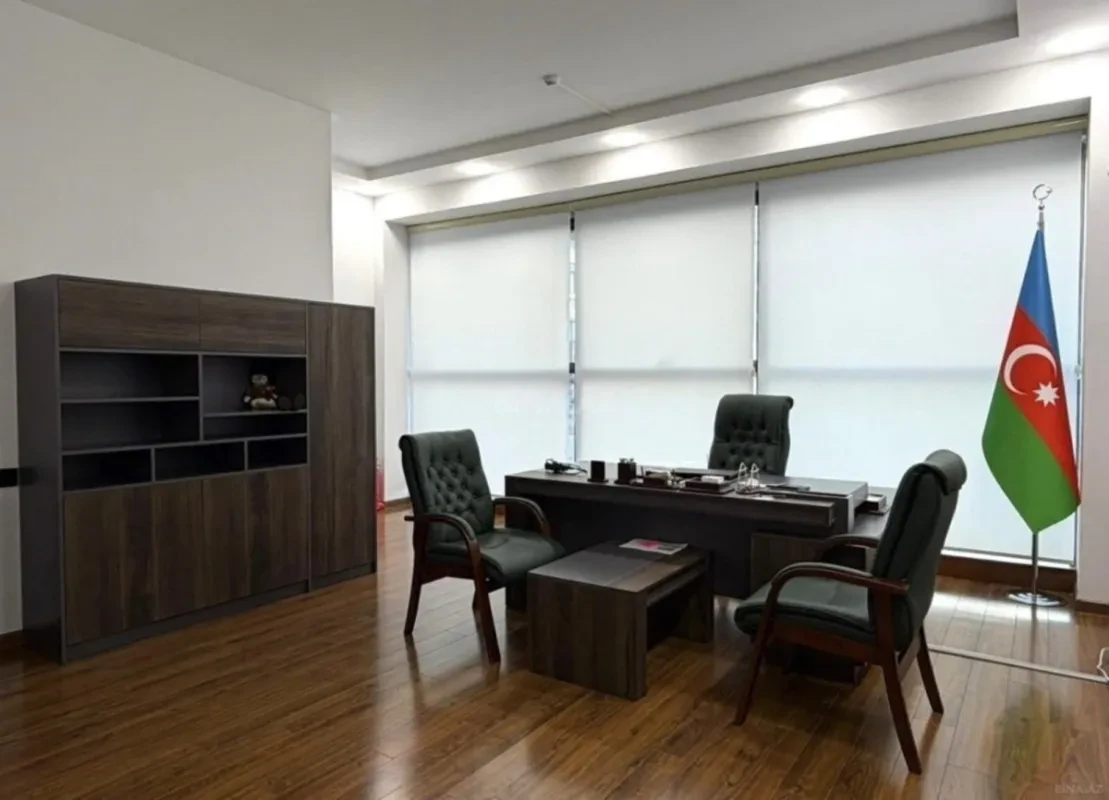 Kirayə verilir 3 otaqlı ofis 120 m²