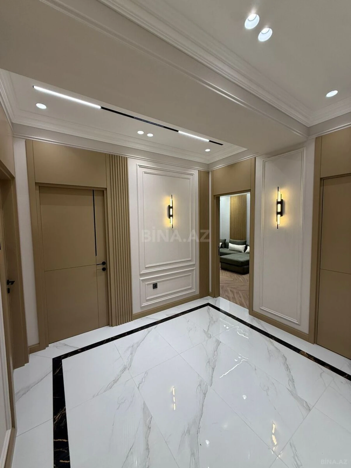 Satılır 2 otaqlı mənzil 83 m²