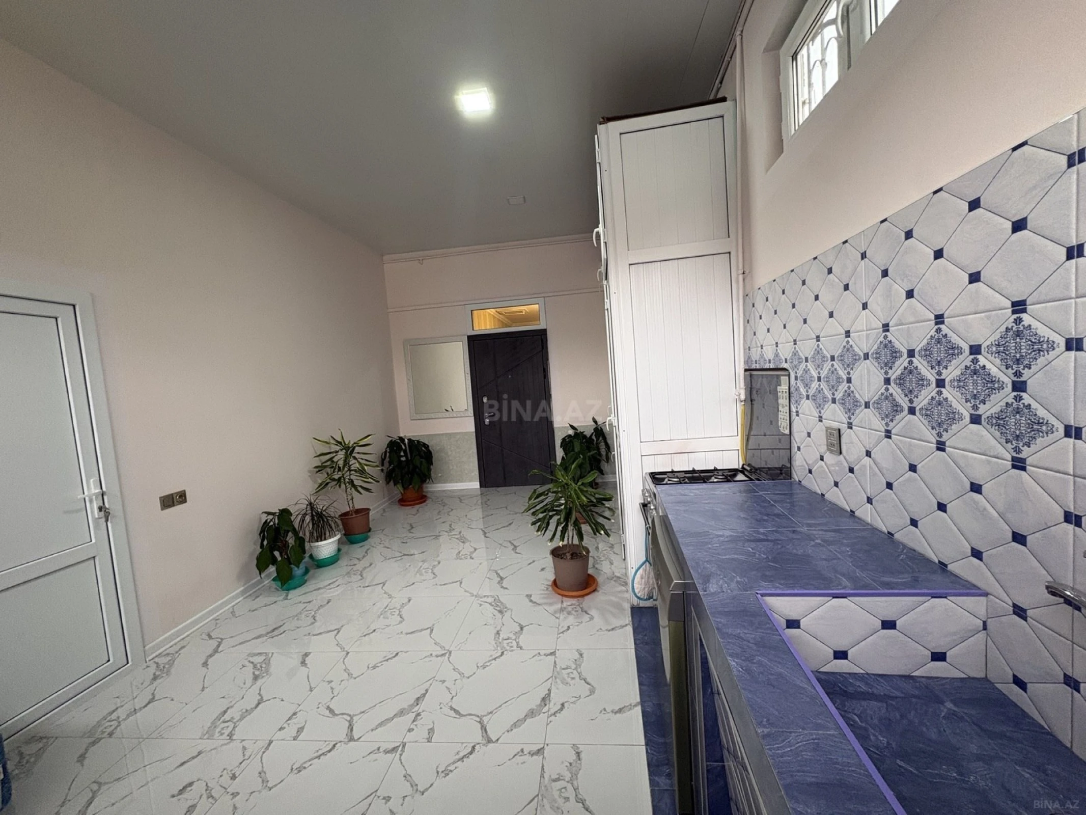 Satılır 5 otaqlı həyət evi 202 m²