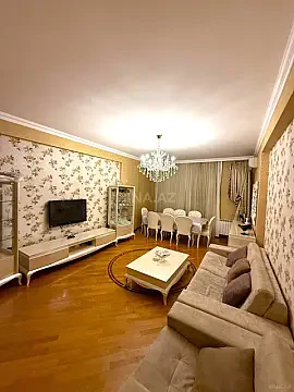 Satılır 3 otaqlı mənzil 130 m² — Bakı, Nərimanov 3 otaq 130.00 m²