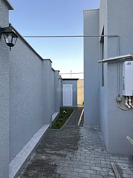 Satılır 4 otaqlı həyət evi 122 m²