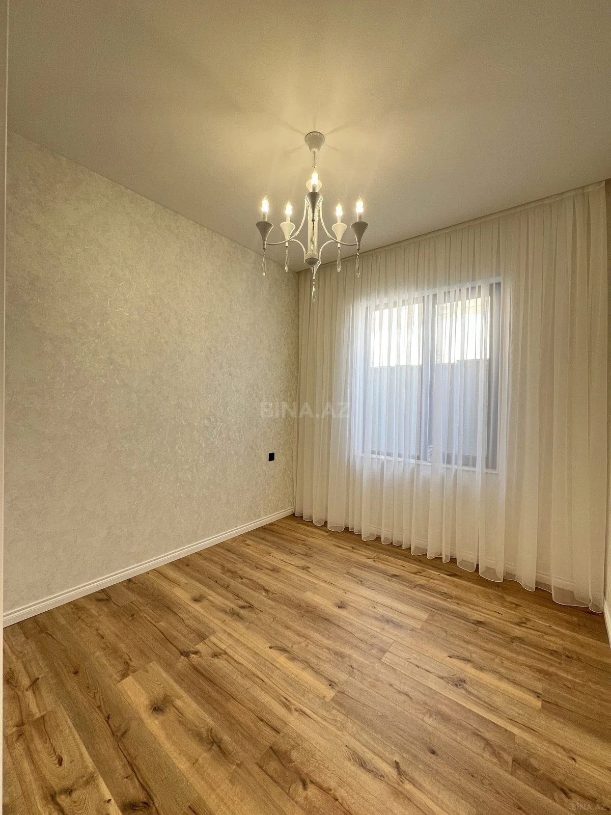 Satılır 4 otaqlı həyət evi 122 m²