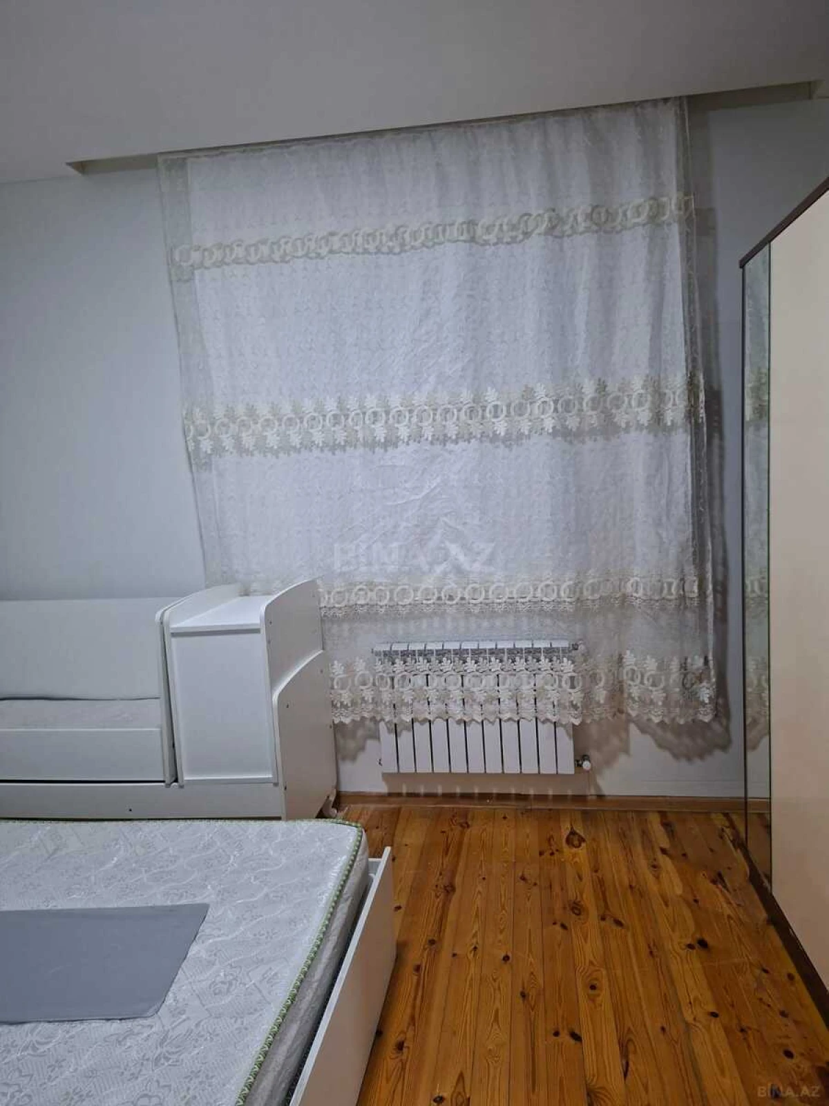 Kirayə verilir 2 otaqlı mənzil 60 m²