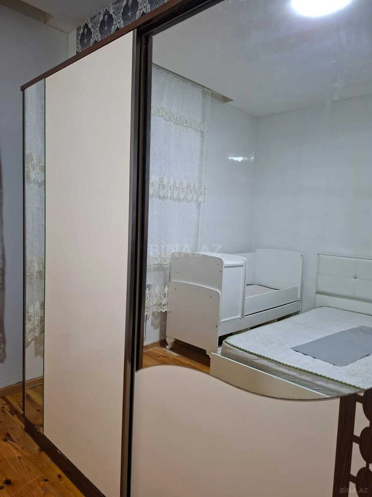 Kirayə verilir 2 otaqlı mənzil 60 m²