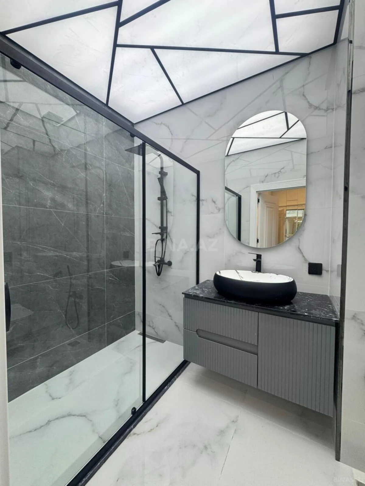 Satılır 2 otaqlı mənzil 66.2 m²