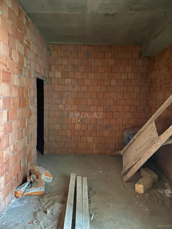 Satılır 2 otaqlı mənzil 47 m²