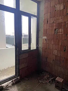 Satılır 2 otaqlı mənzil 47 m²