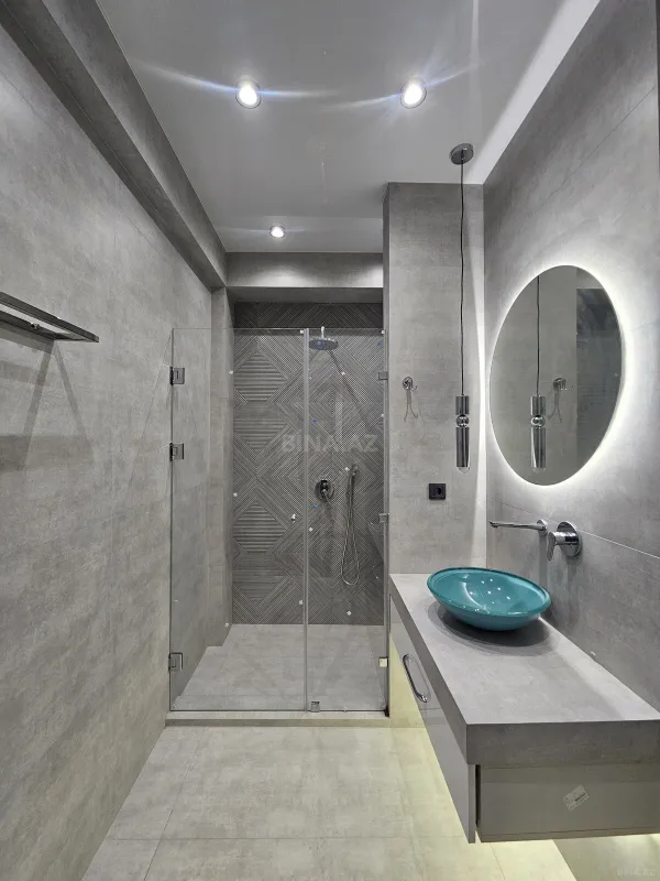 Satılır 2 otaqlı mənzil 106 m²