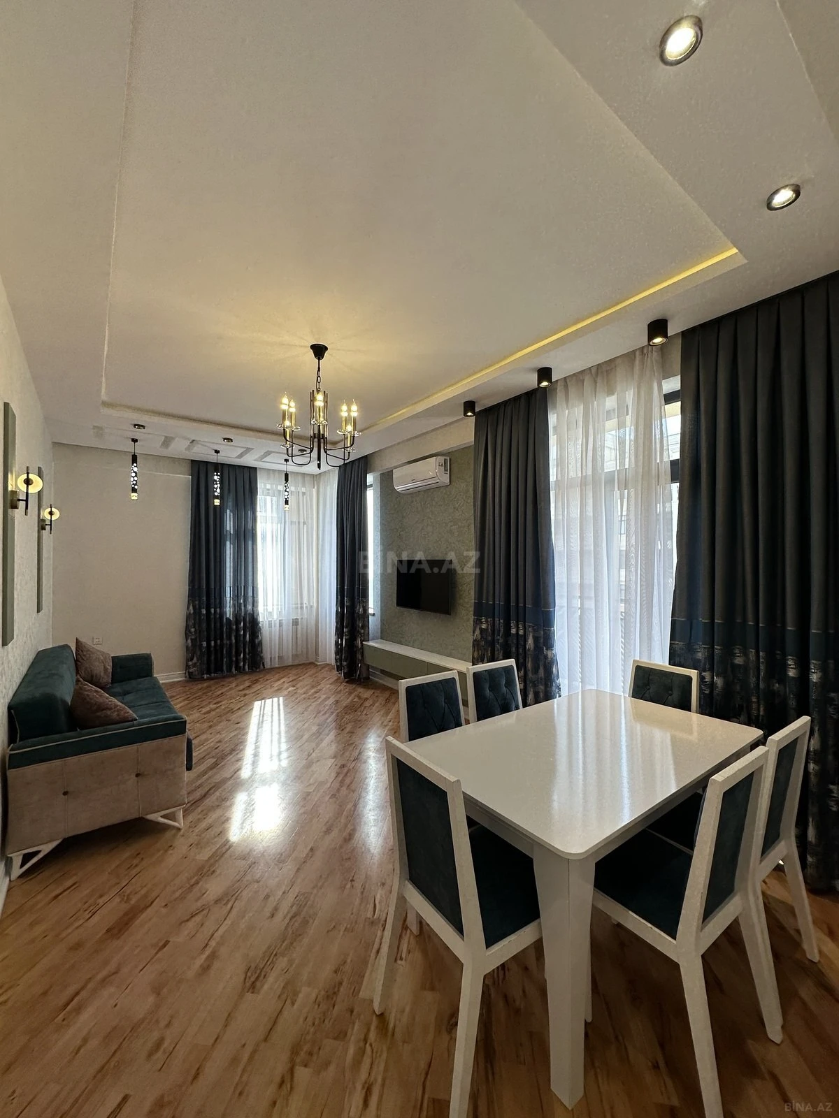 Satılır 2 otaqlı mənzil 54 m²