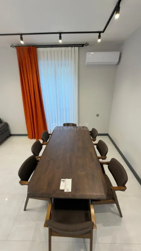 Kirayə verilir 5 otaqlı həyət evi 450 m²