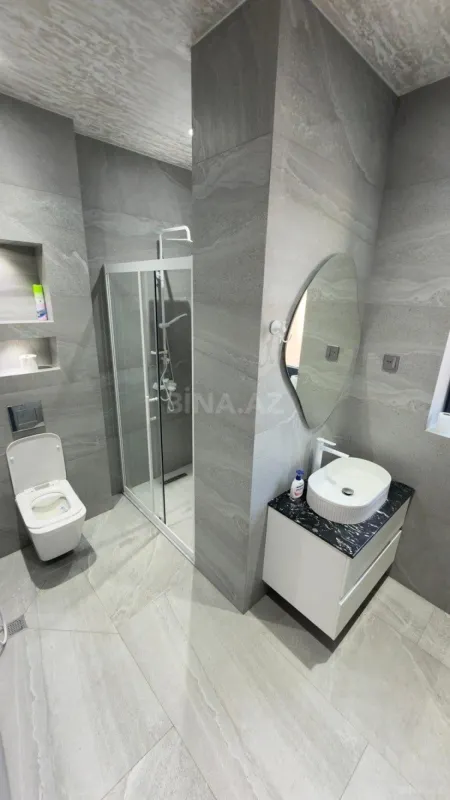 Kirayə verilir 5 otaqlı həyət evi 450 m²