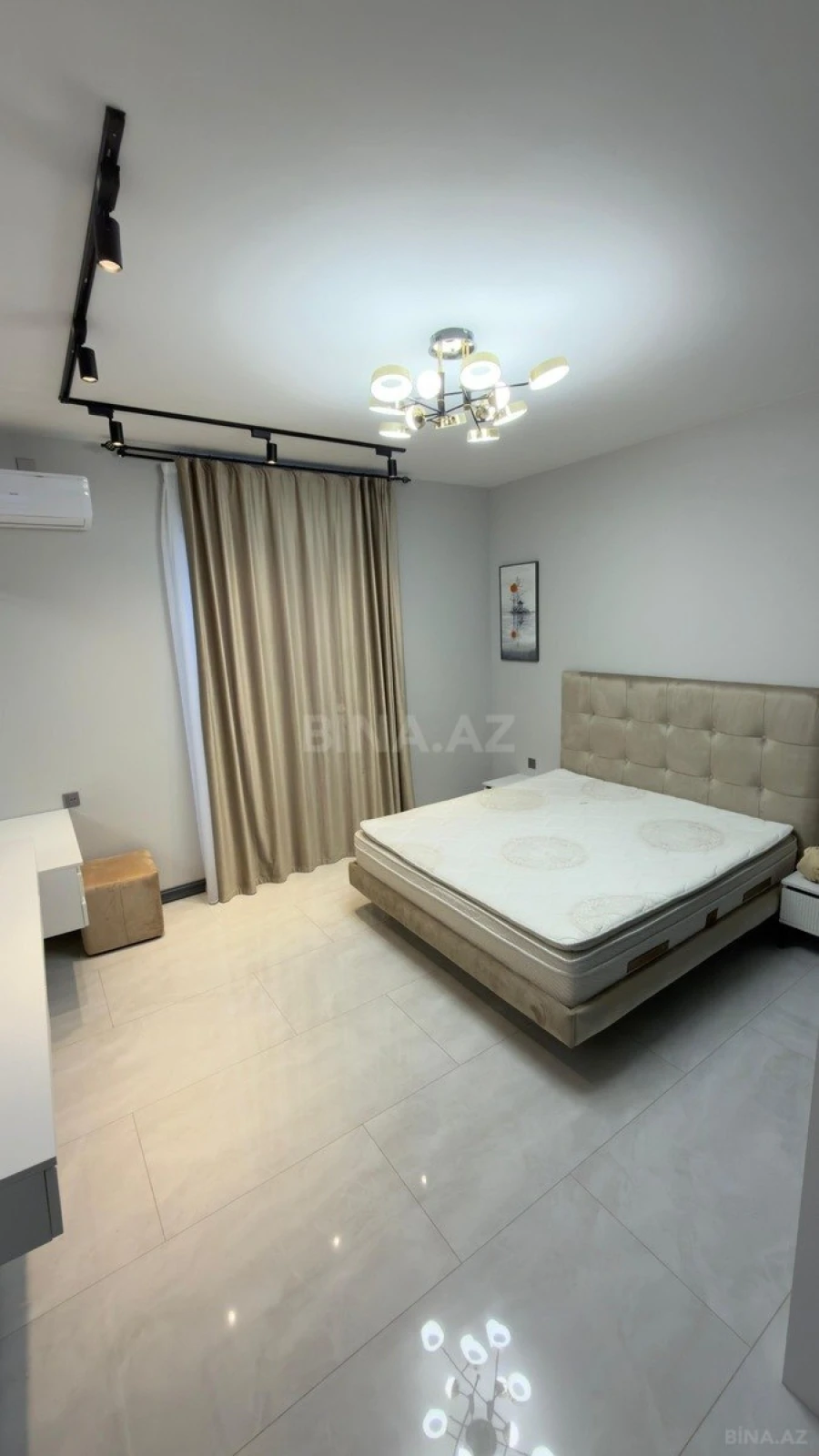 Kirayə verilir 5 otaqlı həyət evi 450 m²