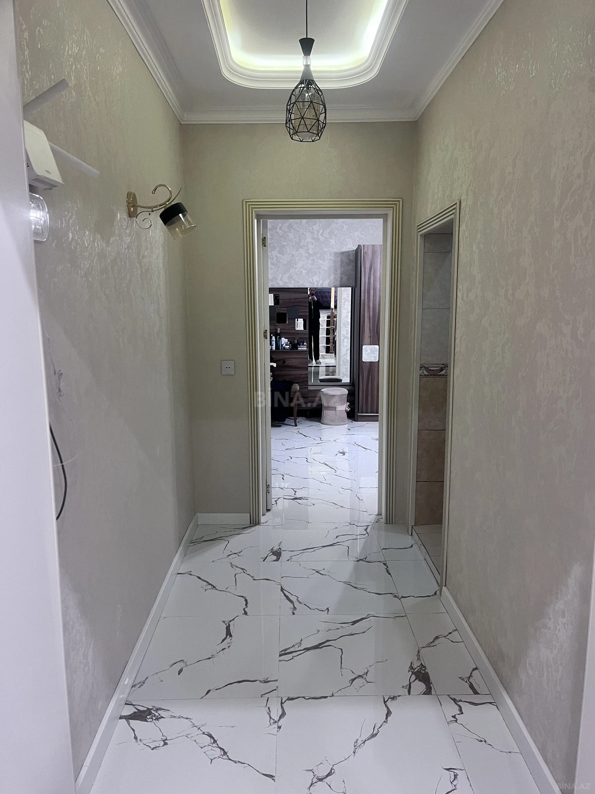 Satılır 4 otaqlı həyət evi 200 m²