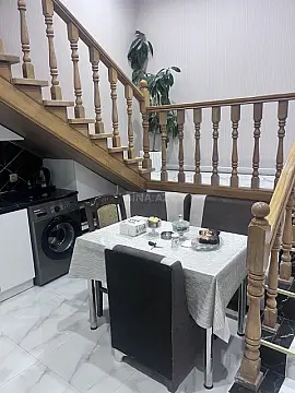 Satılır 4 otaqlı həyət evi 200 m²