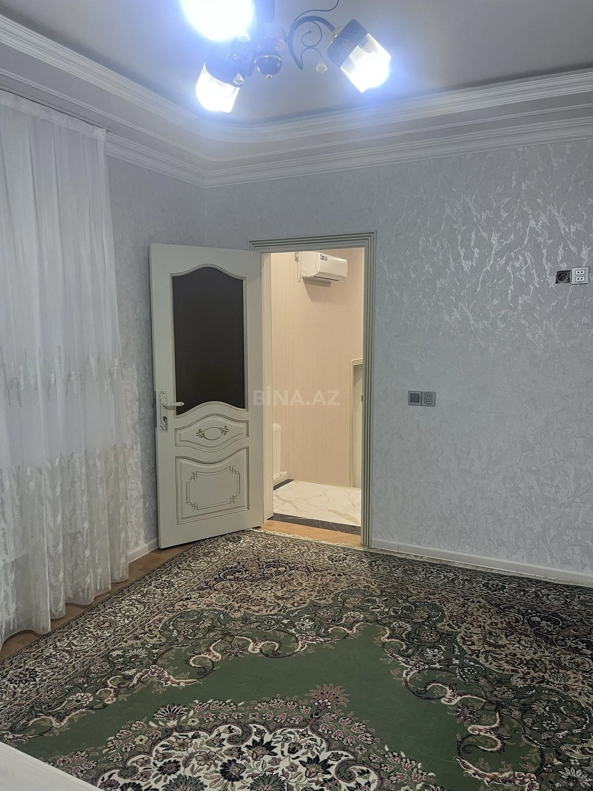 Satılır 4 otaqlı həyət evi 200 m²