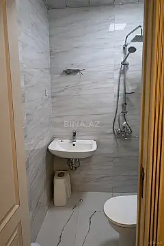 Kirayə verilir 3 otaqlı mənzil 110 m²