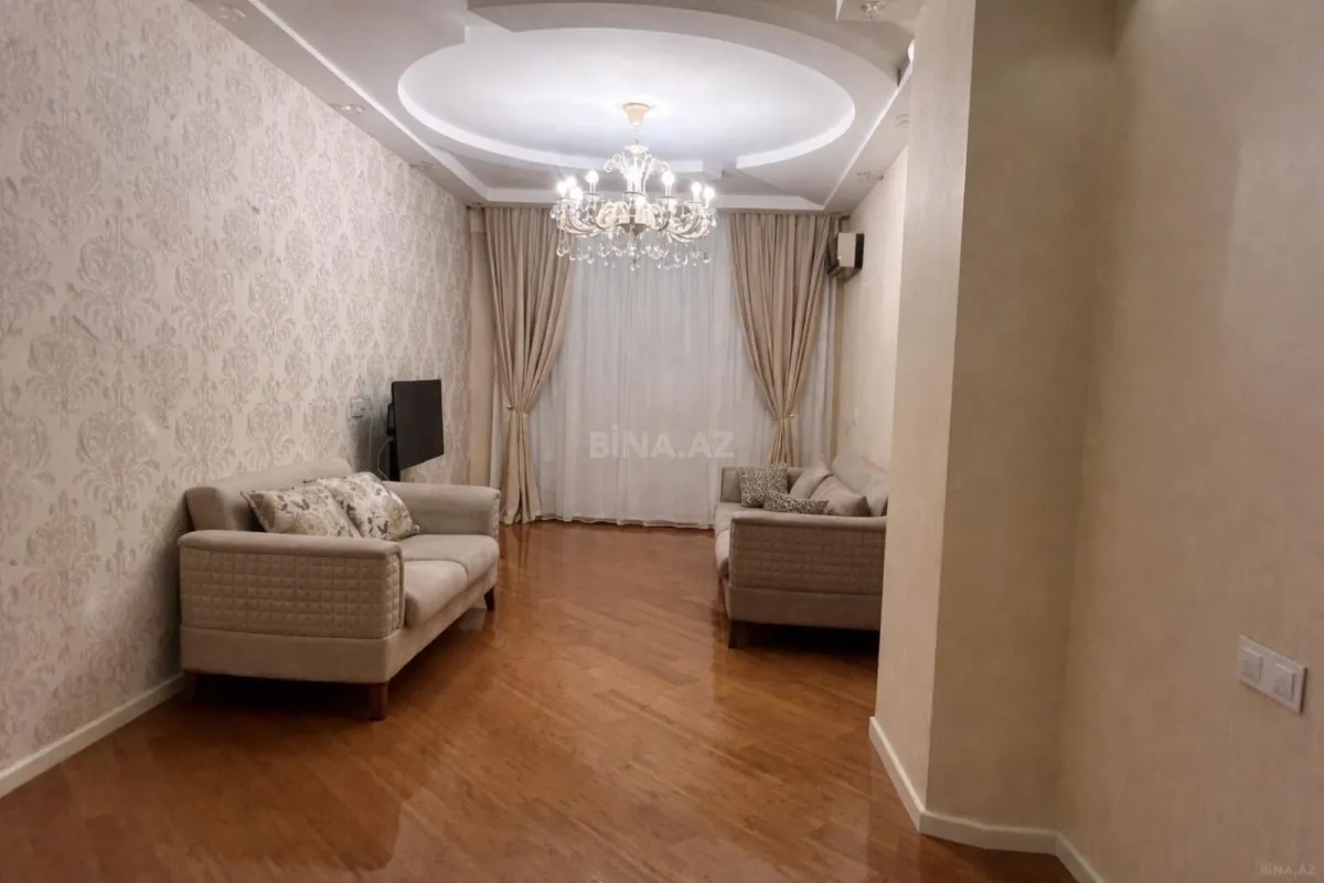 Kirayə verilir 3 otaqlı mənzil 110 m²