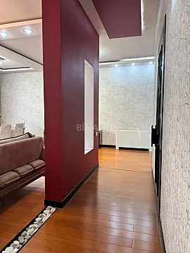 Satılır 3 otaqlı mənzil 162 m²