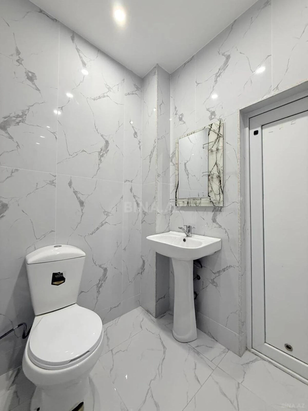 Satılır 2 otaqlı mənzil 45 m²