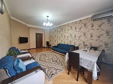 Satılır 3 otaqlı mənzil 100 m²