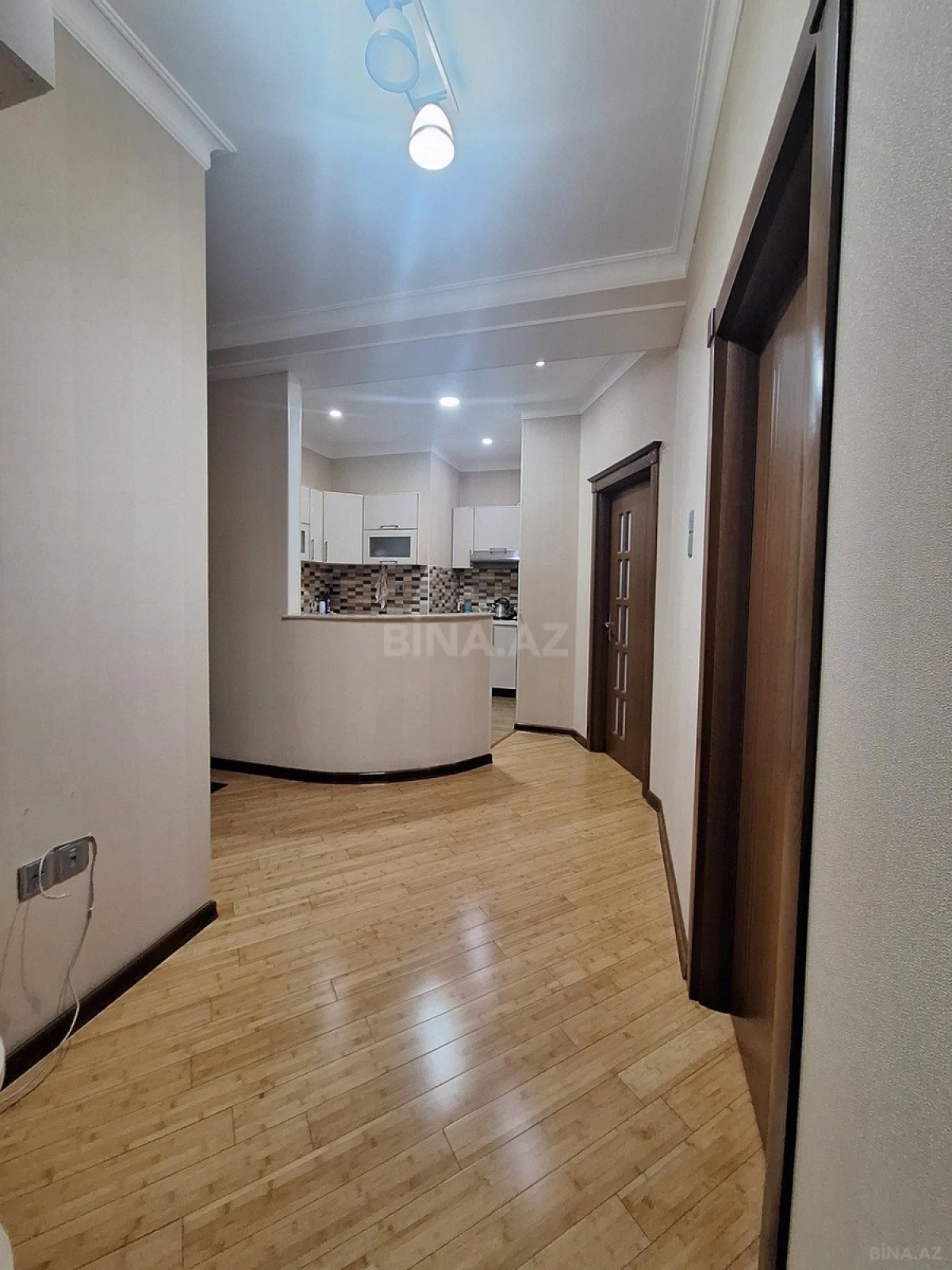 Satılır 3 otaqlı mənzil 100 m²