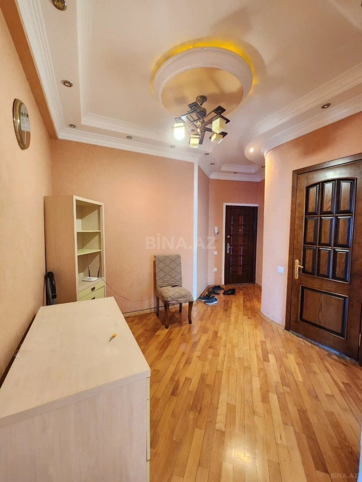 Kirayə verilir 2 otaqlı mənzil 115 m²