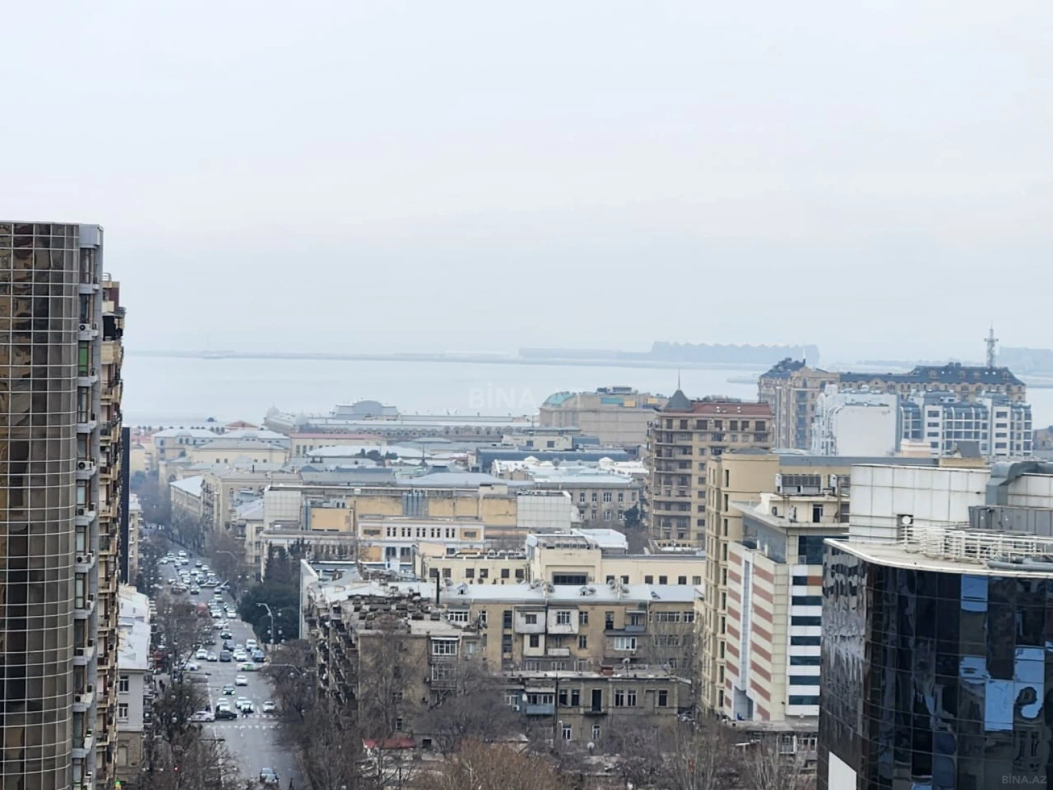 Kirayə verilir 2 otaqlı mənzil 115 m²