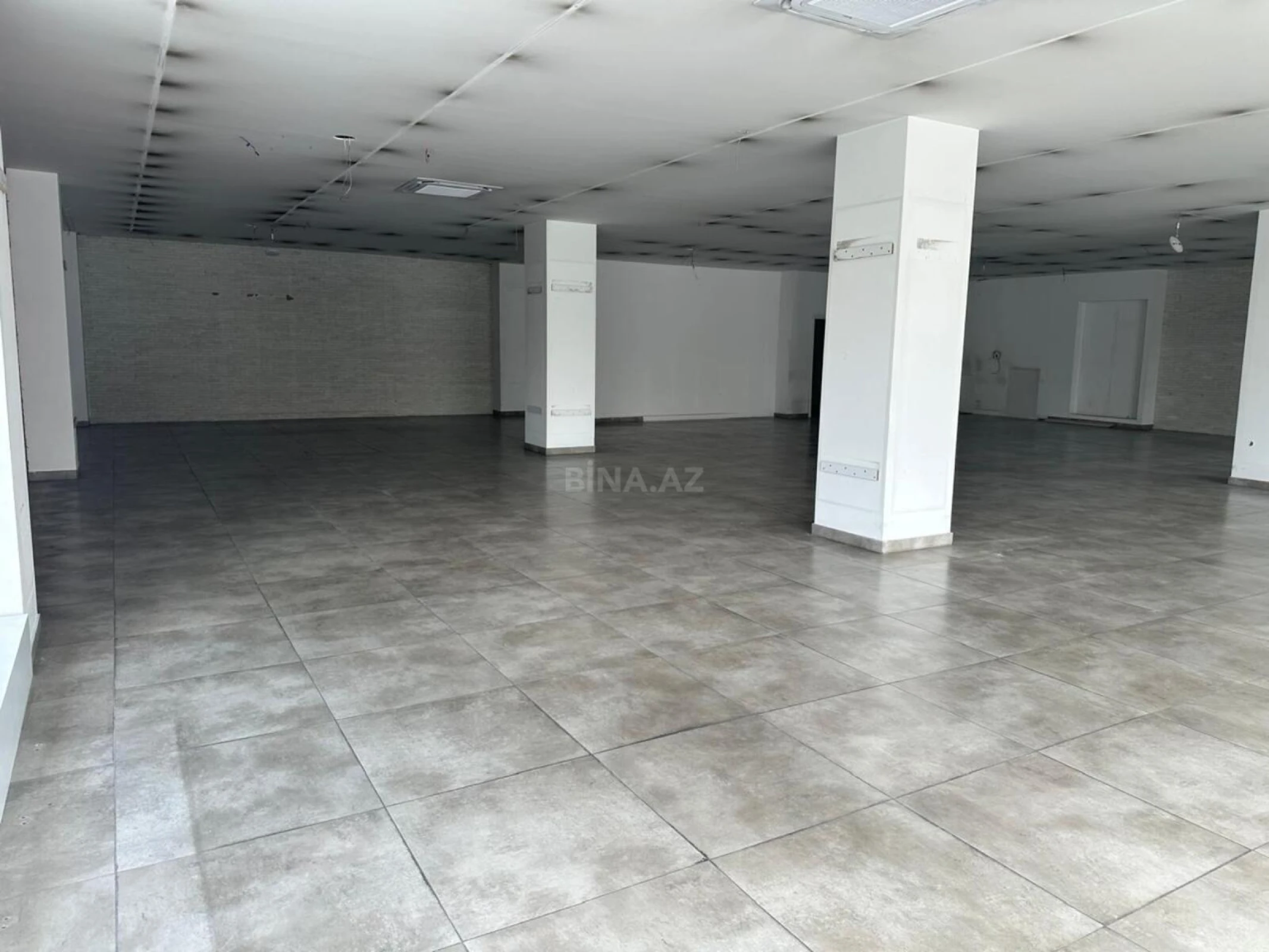 Kirayə verilir obyekt 730 m²