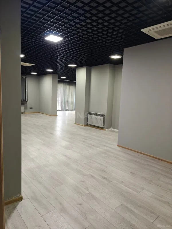 Kirayə verilir 2 otaqlı ofis 92.7 m²