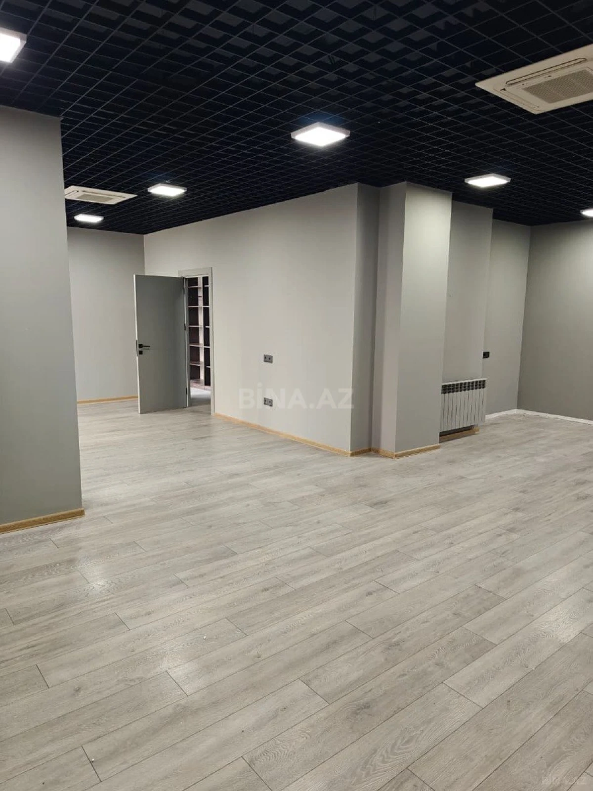 Kirayə verilir 2 otaqlı ofis 92.7 m²