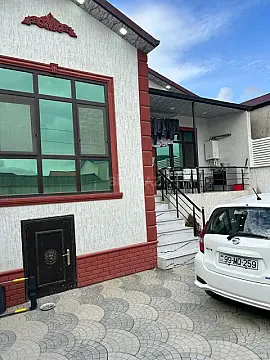 Satılır 4 otaqlı həyət evi 95 m² — Bakı 4 otaq 95.00 m²