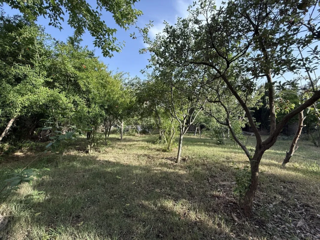 Satılır 10 otaqlı həyət evi 408 m²