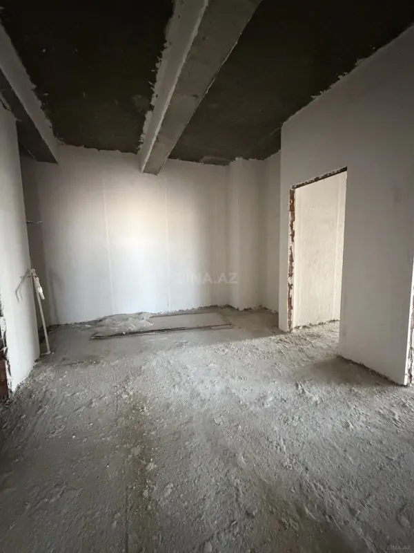 Satılır 3 otaqlı mənzil 157 m²