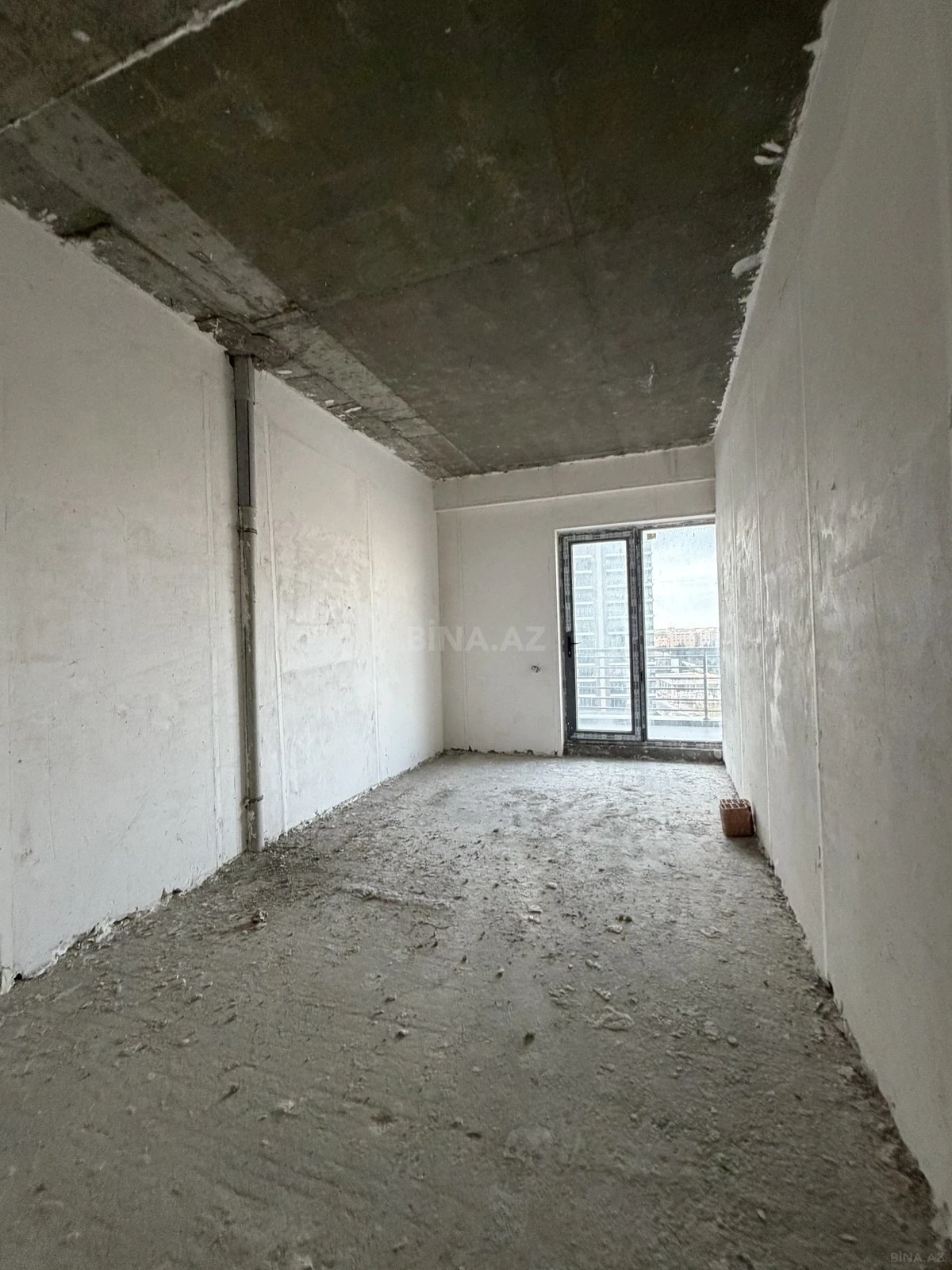 Satılır 3 otaqlı mənzil 157 m²