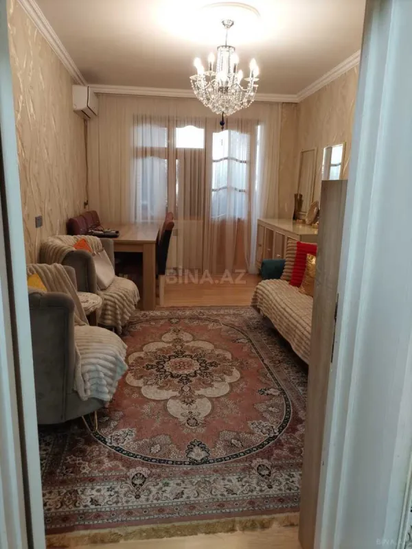 Satılır 3 otaqlı mənzil 45 m²