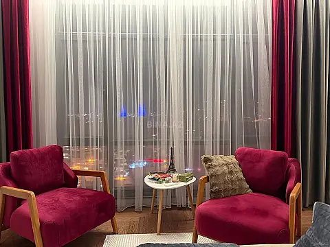 Satılır 3 otaqlı mənzil 136 m²