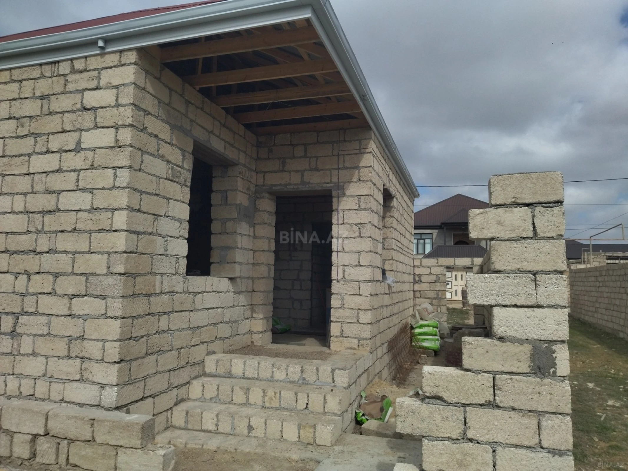 Satılır 3 otaqlı həyət evi 75 m²