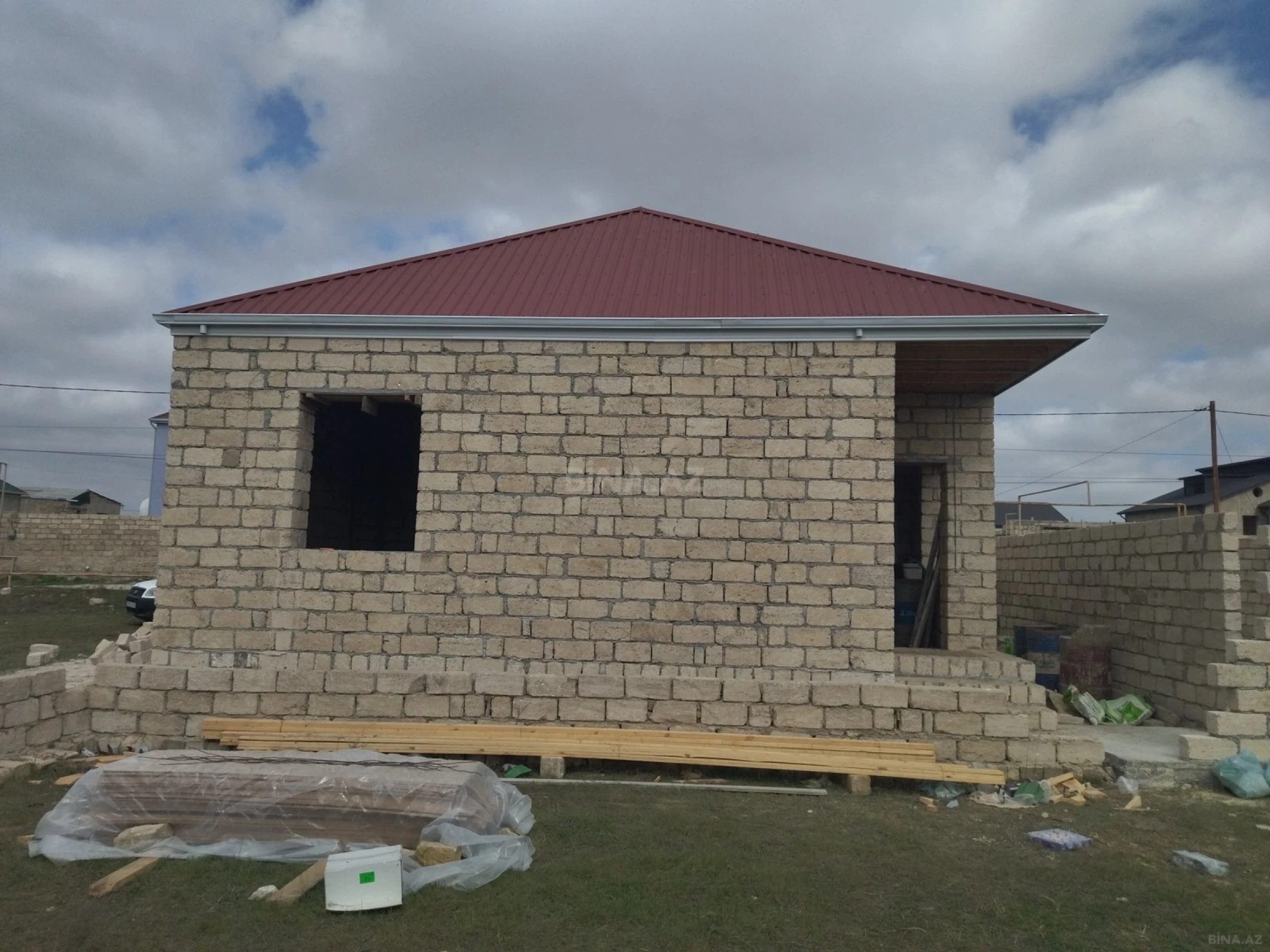 Satılır 3 otaqlı həyət evi 75 m²