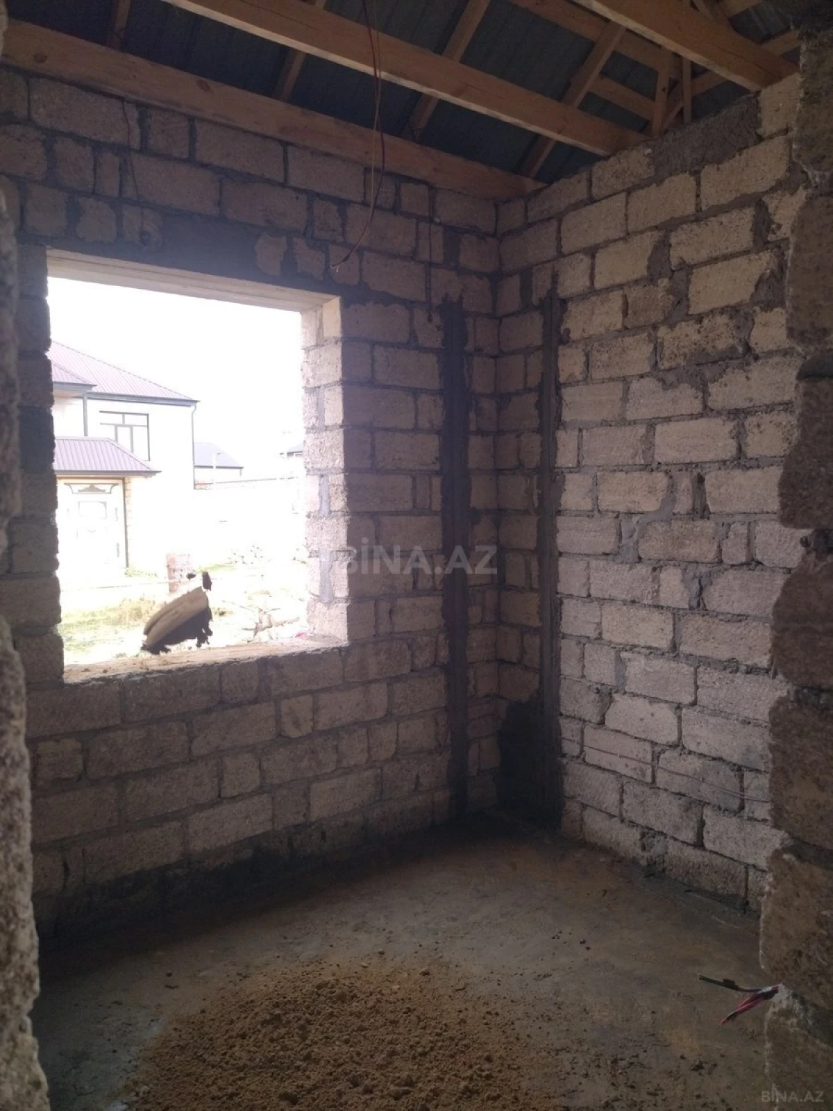 Satılır 3 otaqlı həyət evi 75 m²