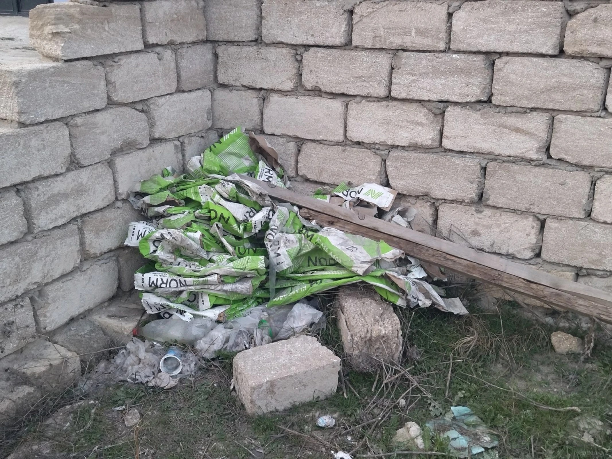 Satılır 3 otaqlı həyət evi 75 m²