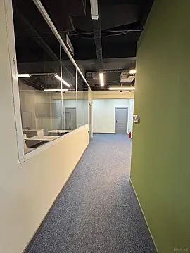 Kirayə verilir 16 otaqlı ofis 530 m²