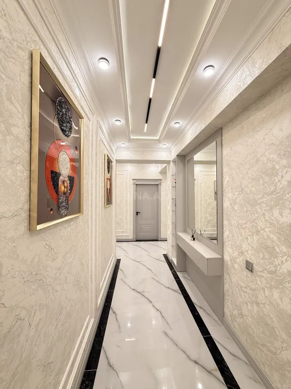 Satılır 3 otaqlı mənzil 158 m²