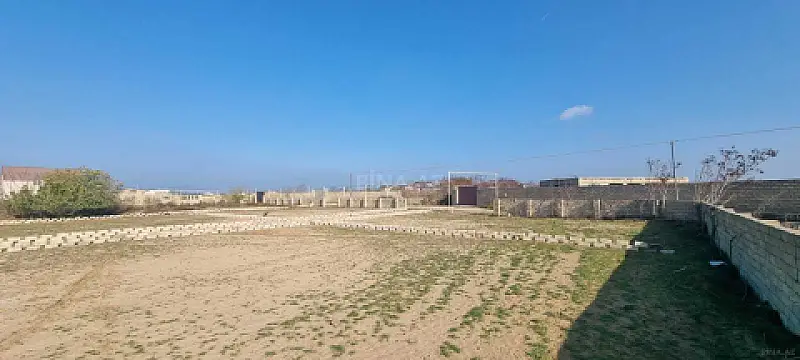 Satılır torpaq sahəsi 12 m²