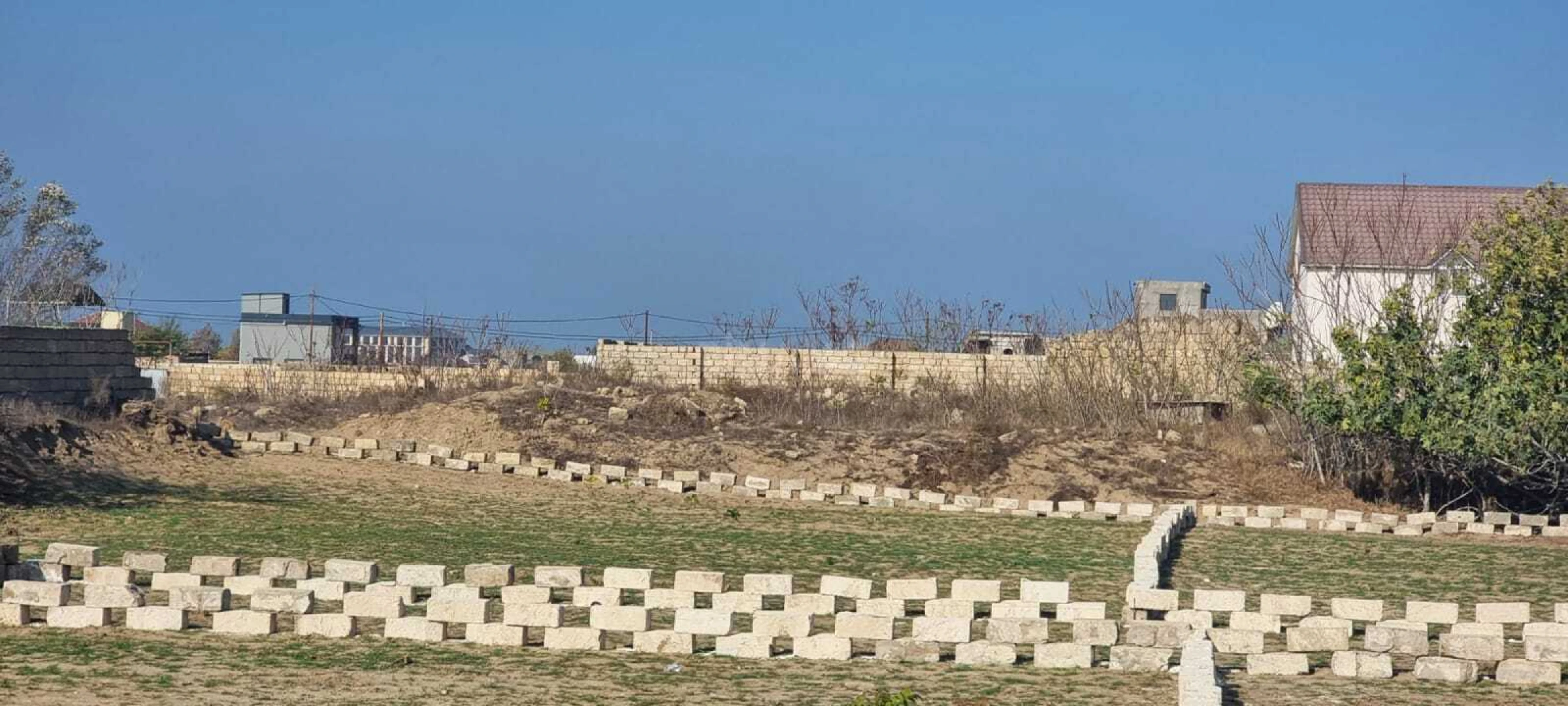 Satılır torpaq sahəsi 12 m²