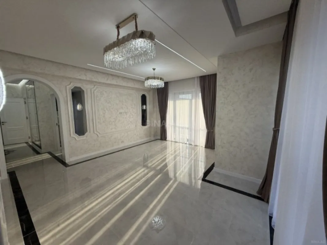 Satılır 3 otaqlı mənzil 125 m²