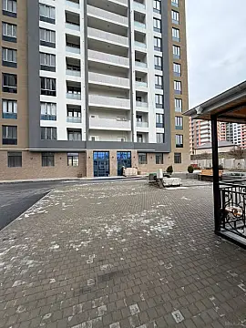 Satılır 3 otaqlı mənzil 125 m²