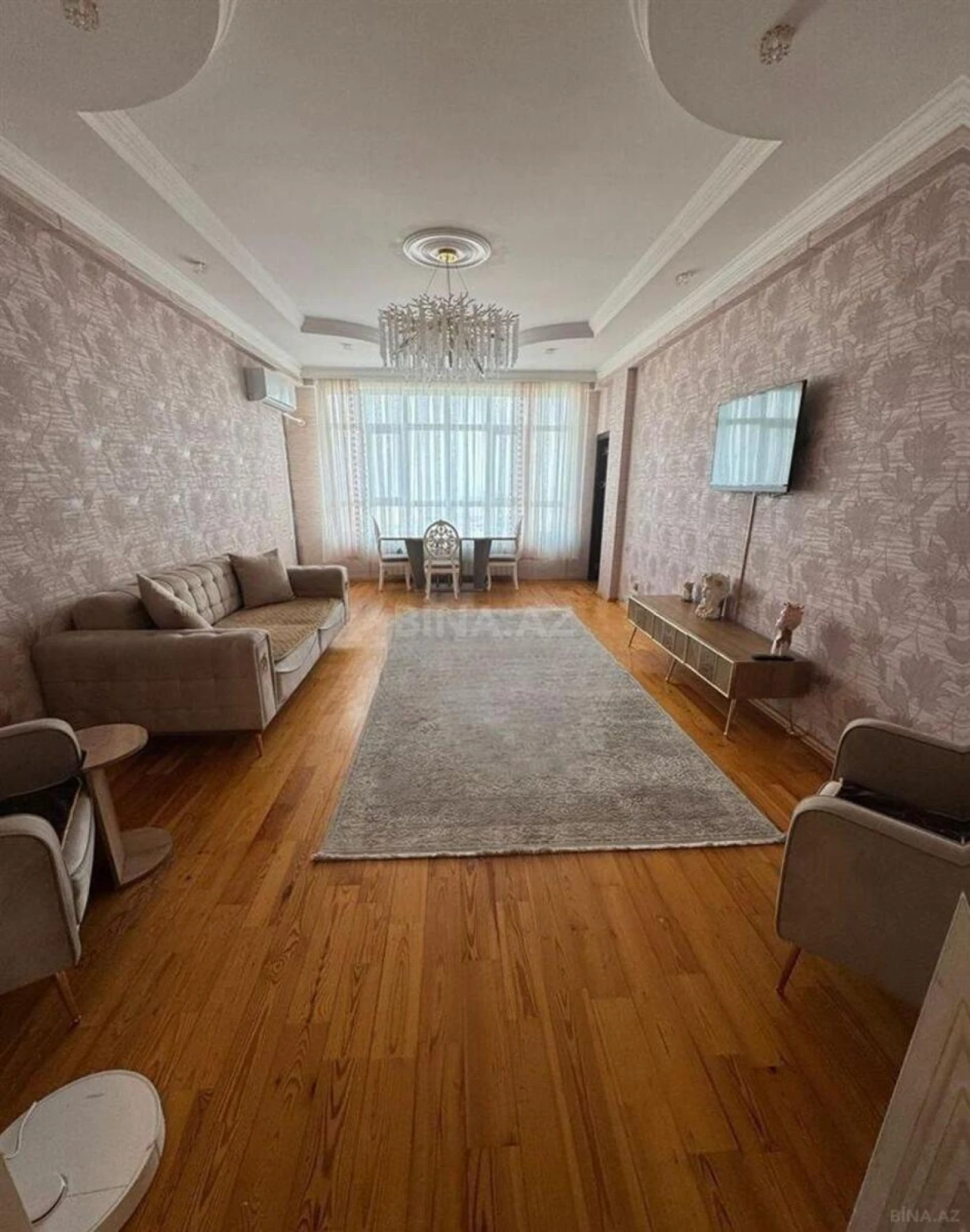 Satılır 3 otaqlı mənzil 105 m²