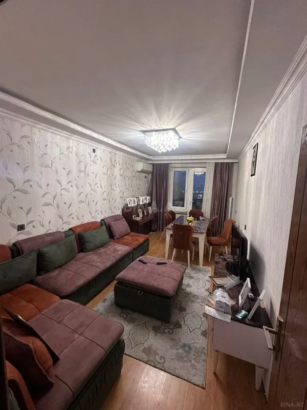 Satılır 5 otaqlı mənzil 120 m²