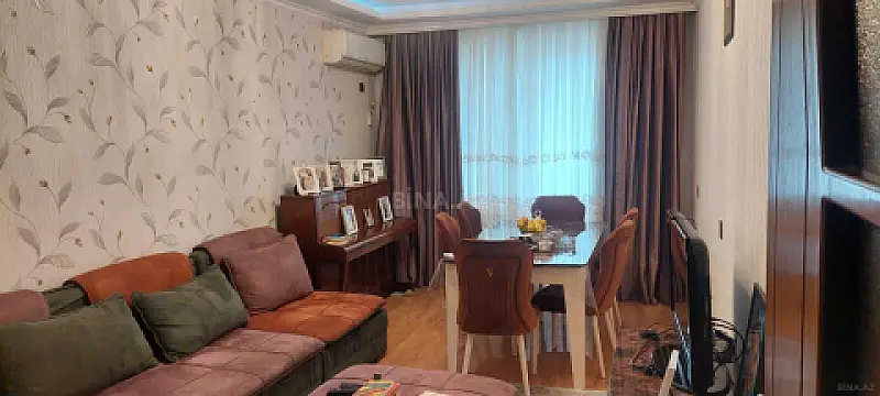 Satılır 5 otaqlı mənzil 120 m²