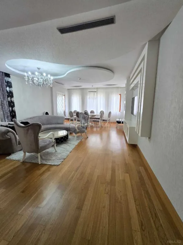 Kirayə verilir 5 otaqlı mənzil 265 m²